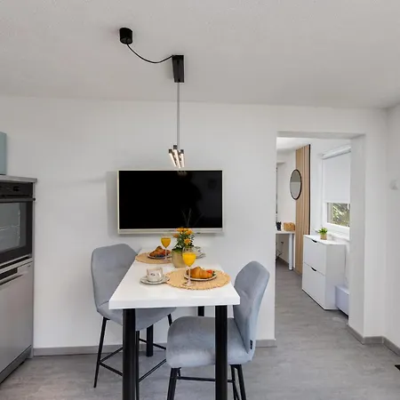 Marica Tiny House In Krk Centre * 크르크